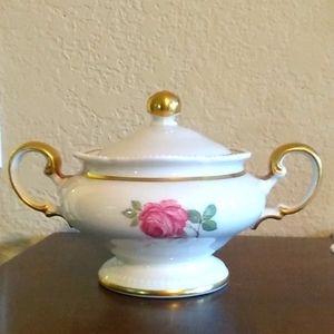 Beautiful Antique Vintage "Castleton" Dolly Madison Covered Sugar Bowl